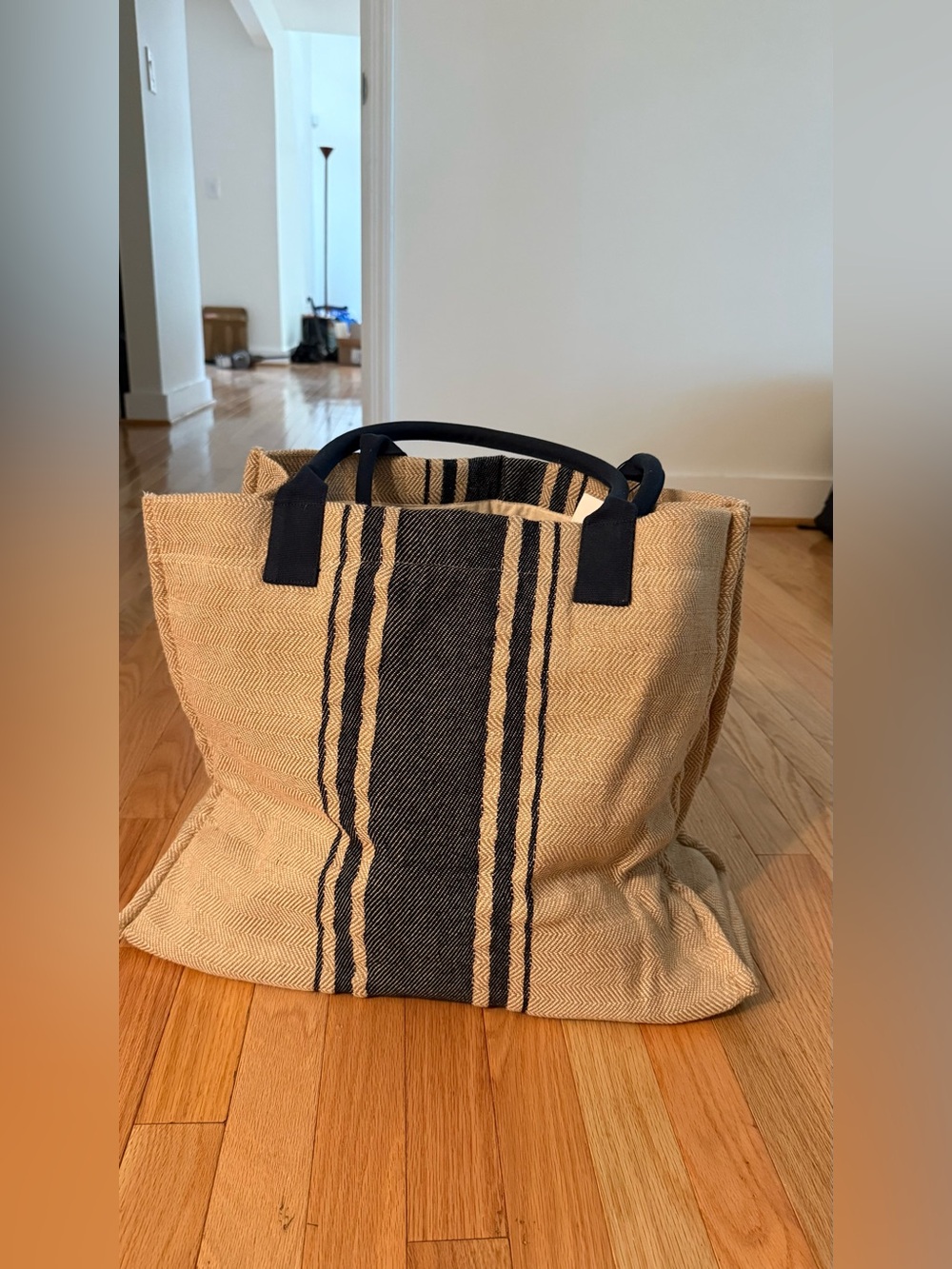 Zara Canvas Stripe Tote Bag - Natural & Navy - NWT
Open to offers